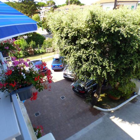 Apartamento Complesso Oasi Tirrenia Exterior foto