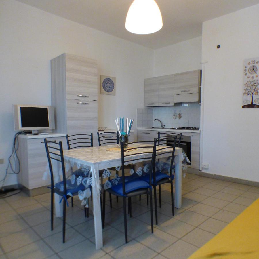 Apartamento Complesso Oasi Tirrenia Exterior foto