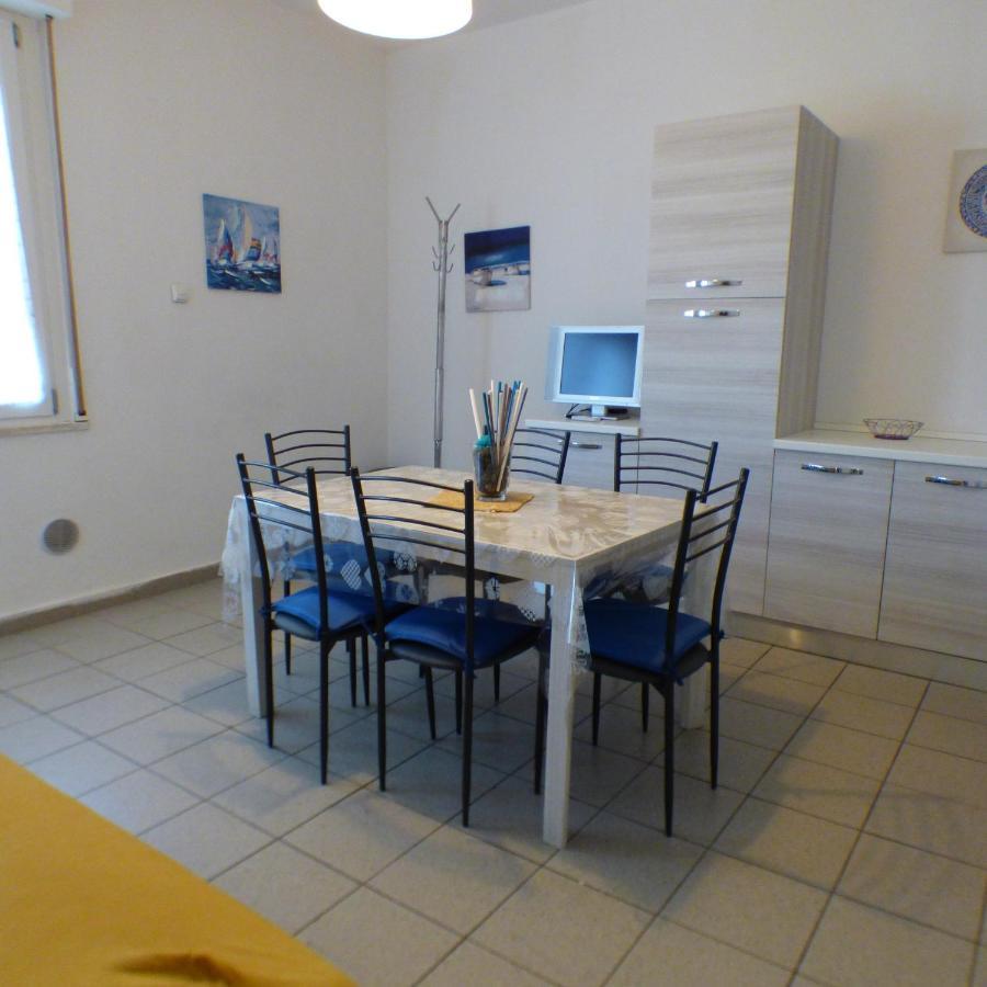 Apartamento Complesso Oasi Tirrenia Exterior foto