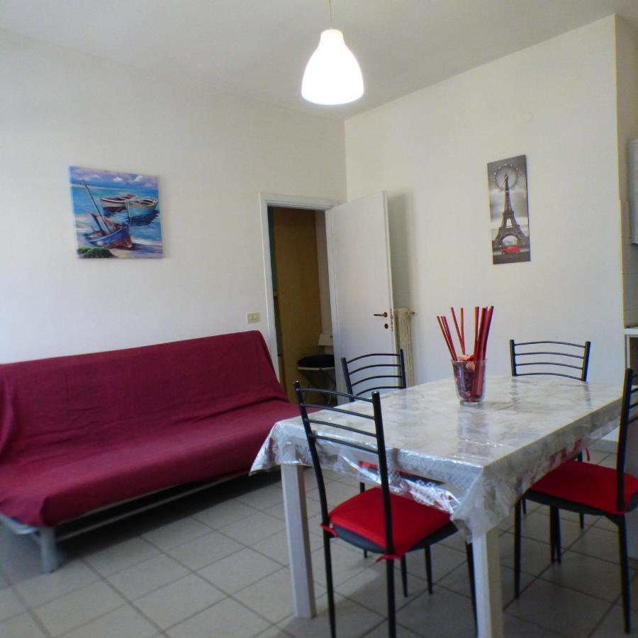 Apartamento Complesso Oasi Tirrenia Exterior foto