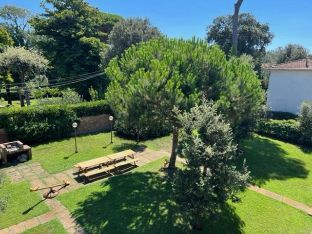 Apartamento Complesso Oasi Tirrenia Exterior foto